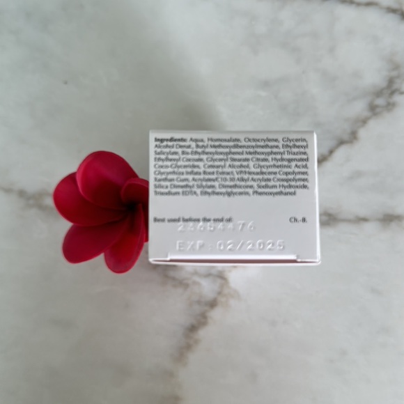 Eucerin sunscreen - Picture 2 of 2